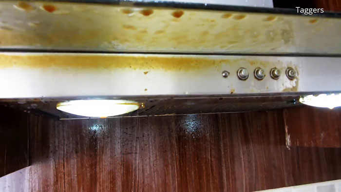 Как легко и без больших усилий избавляюсь от застаревшего жира на кухонной вытяжке native-yes