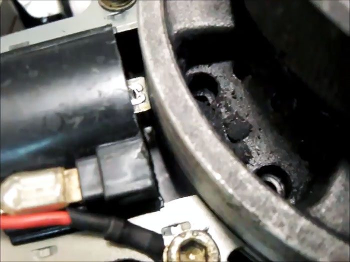 Если бензокоса не заводится, то стоит поискать проблему в простых вещах Если бензокоса не заводится, то стоит поискать проблему в простых вещах native-yes