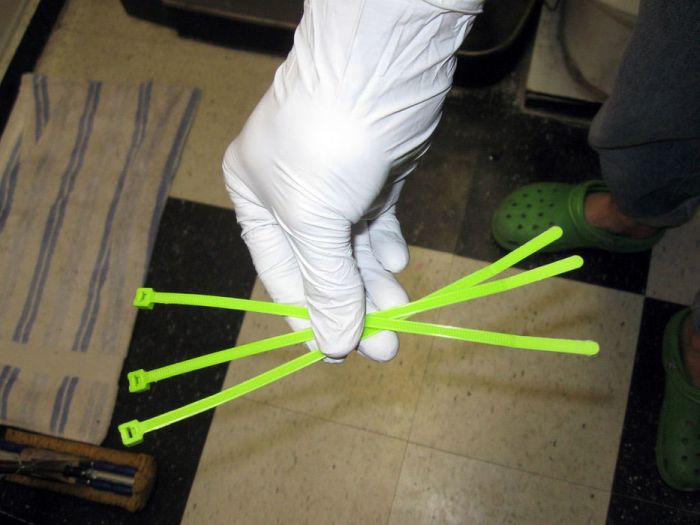 Простой способ прочистить слив раковины Простой способ прочистить слив раковины native-yes