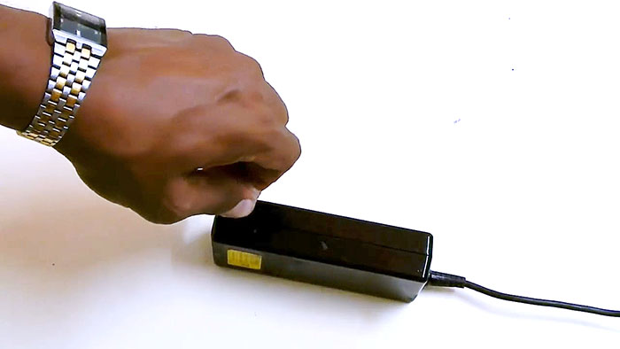 картинка 2b72726477 kak razobrat korpus bloka pitanija ot noutbuka 5