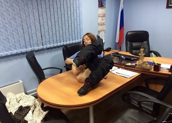 картинка 4bbf5f9d12 golye sekretarshi 23