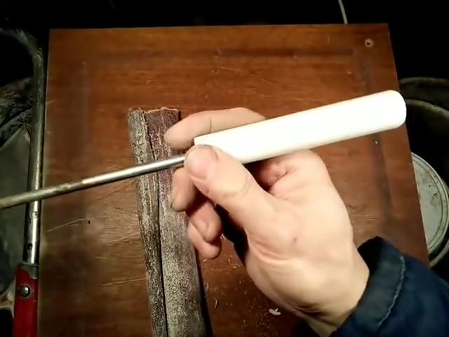 картинка 6503ff9f4b kak sdelat rukojatku dlja instrumenta iz plastikovoj truby 14