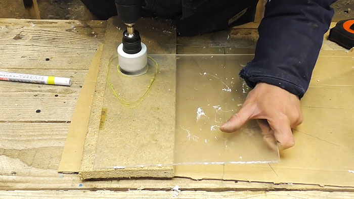 картинка 83d62f4898 katushka pod kabel iz plastikovoj kanistry 6