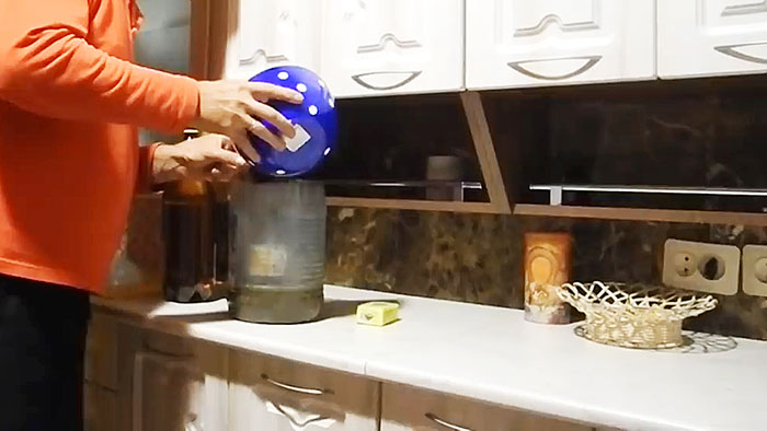 картинка 9bcd8278f0 kak vyraschivat belye griby na podokonnike 5