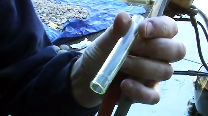 Как смазывать тросики быстро и правильно не снимая native-yes