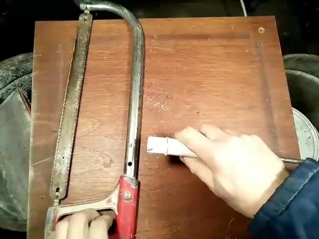 картинка fbe19d2a13 kak sdelat rukojatku dlja instrumenta iz plastikovoj truby 11