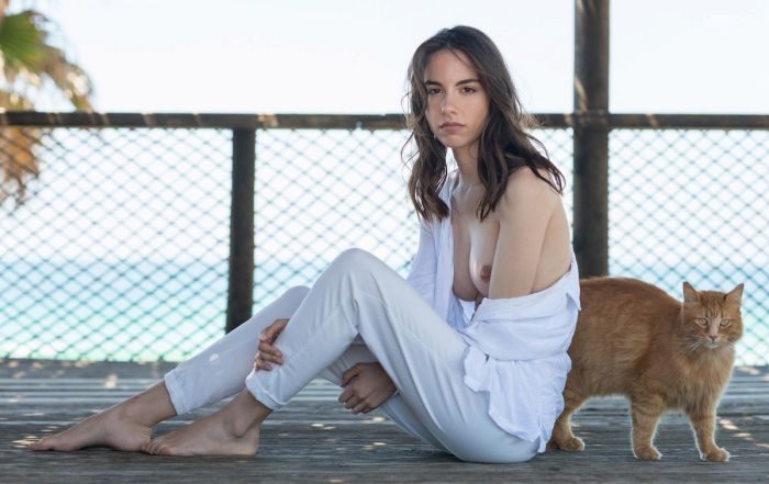 картинка 086163757e golye foto devushek doma i na ulice 6