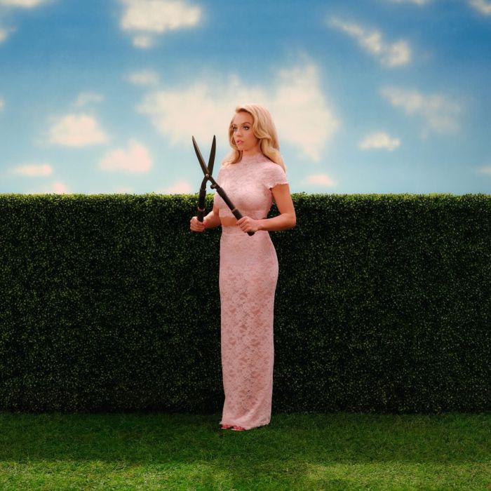 картинка 2d95db17be otkrovennaja fotosessija sidni suini 8