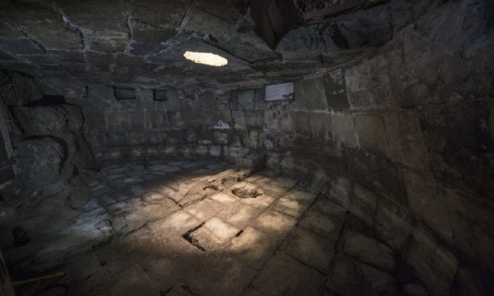 картинка 68a42f65d3 tullianum uzilische apostolov petra i pavla 3