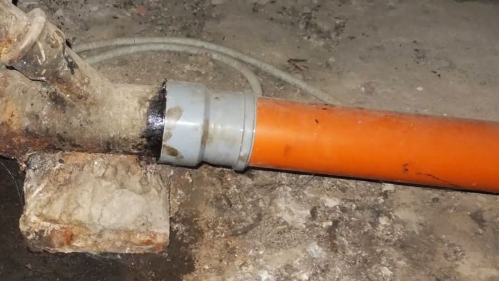 картинка 837f7e235a zamena chugunnogo vodootvoda na plastikovyj12