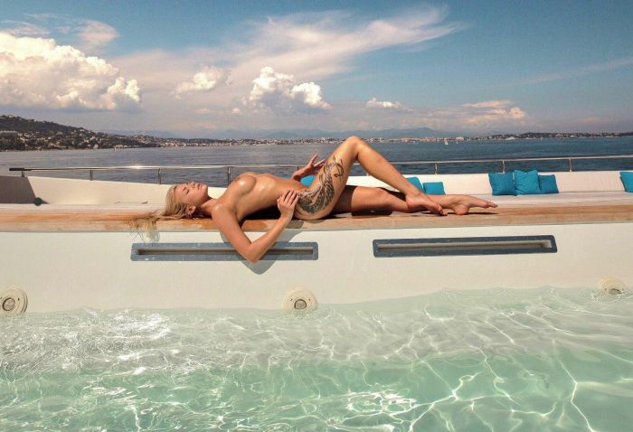 картинка dea971b57d otkrovennye snimki natali krasavinoj 3