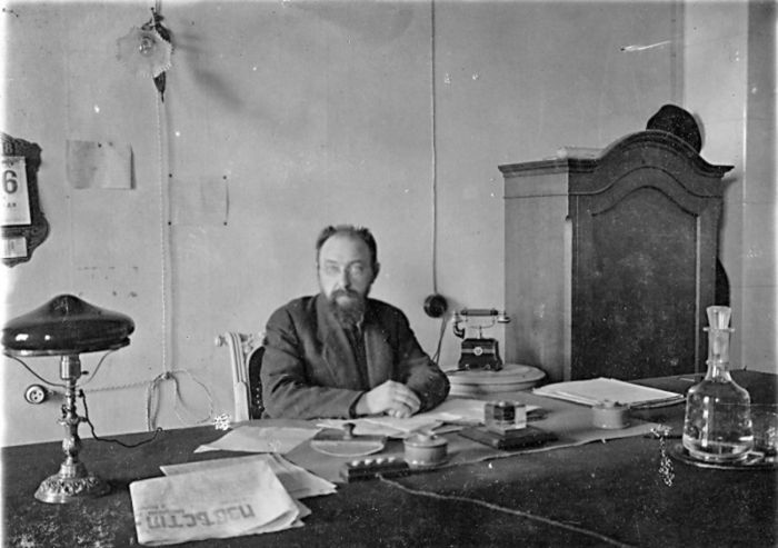 Первое покушение на Ленина: случайность, спасшая вождя Первое покушение на Ленина: случайность, спасшая вождя Ушаков, Ленина, Ушакова, после, вождя, Герман, Правда, человека, сразу, позже, Ильич, Тогда, фронт, жизнь, Шушенском, покушение, время, которые, делами, только