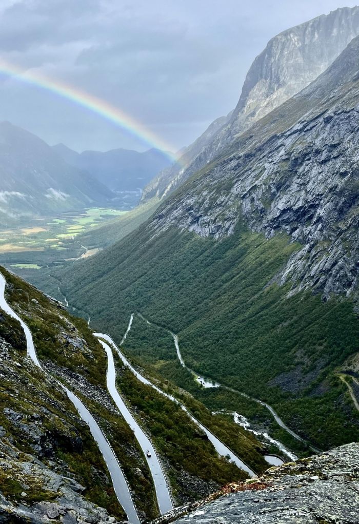 картинка fb5290353e pjatnica druzja vremja otbrosit vse zaboty i vstretit vyhodnye s ulybkoj 13