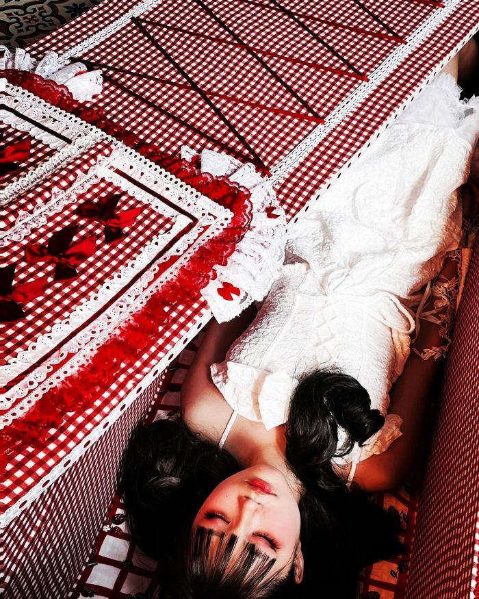 В Японии люди медитируют в гробах гробу, смерти, Японии, состояние, участники, перед, медитация, помогает, может, психического, Grave, Tokyo, смерть, практика, поддержания, обрести, услугу, гробов, восприятие, университете