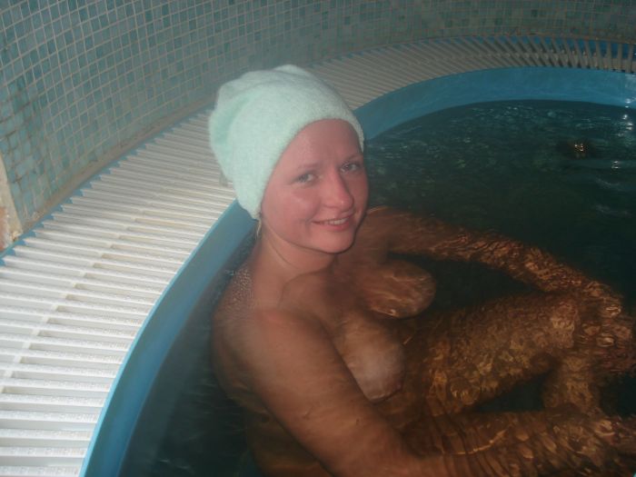 картинка 3ebff53f58 devushki v bane golye 25