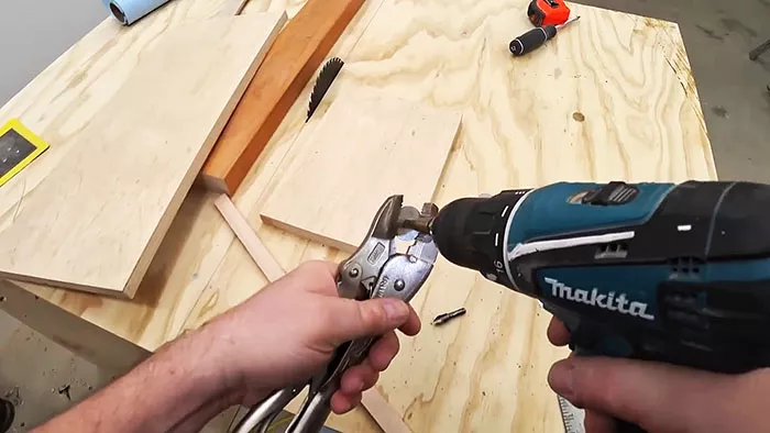 картинка 3cfc13cdd5 kak prosto i rovno uvelichit otverstie v shajbe 3