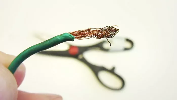 картинка dc74ef73f5 remont plastikovoj rukojatki nozhnic 4