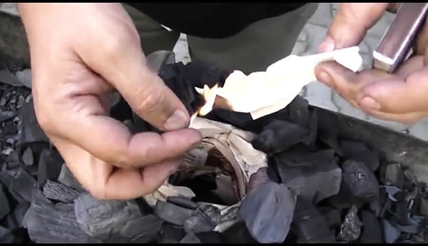 картинка ea0f86e983 sposob razzhiganija uglej bez zhidkosti dlja rozzhiga 10