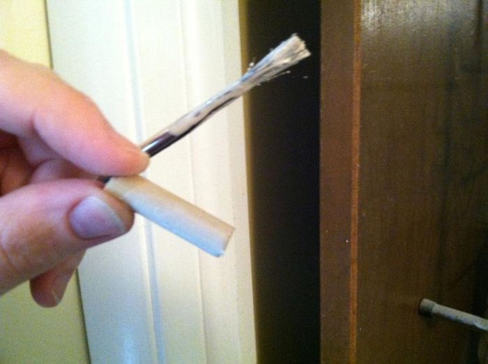 картинка 39c837da36 vosstanovlenie razbityh otverstij pod shurupy dvernoj petli 7