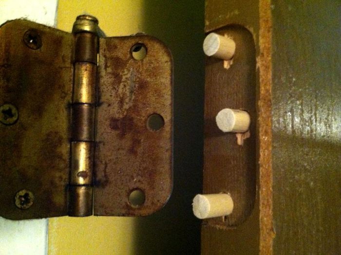 картинка 3c34cb35f5 vosstanovlenie razbityh otverstij pod shurupy dvernoj petli 5