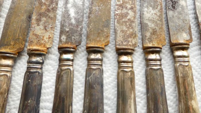 Потемневшее серебро