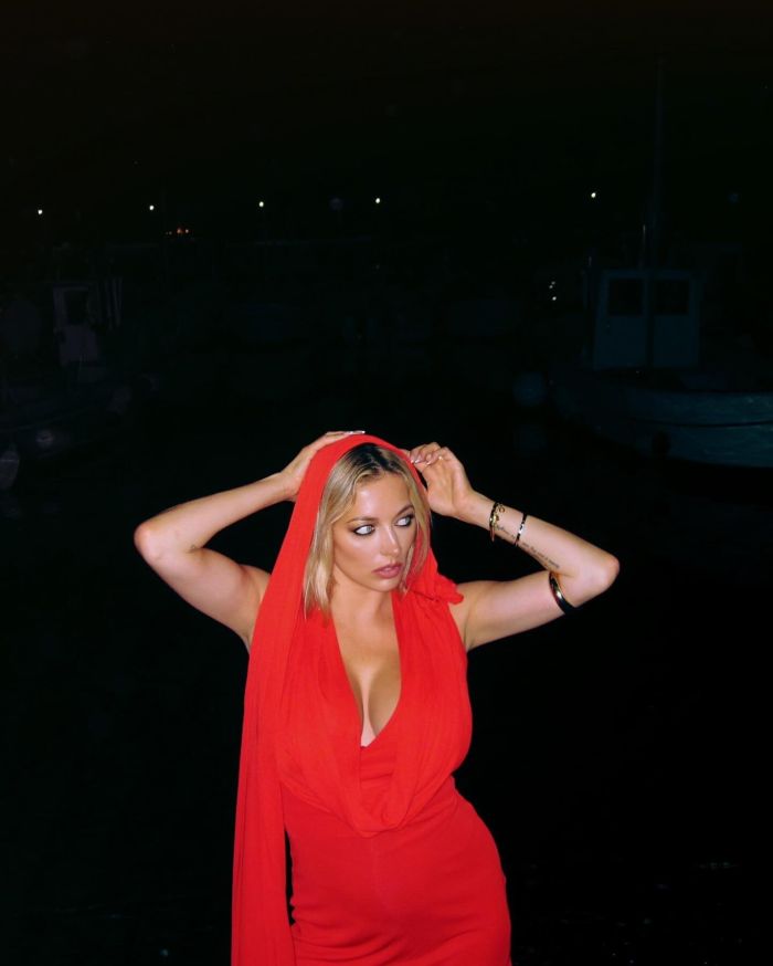 картинка 90fbe48bfe kjerolin vriljend na otkrovennyh fotografijah 18 4