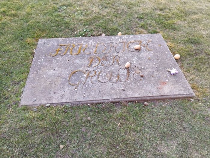 картинка bd2dc7158e fridrih velikij i kartofel 2