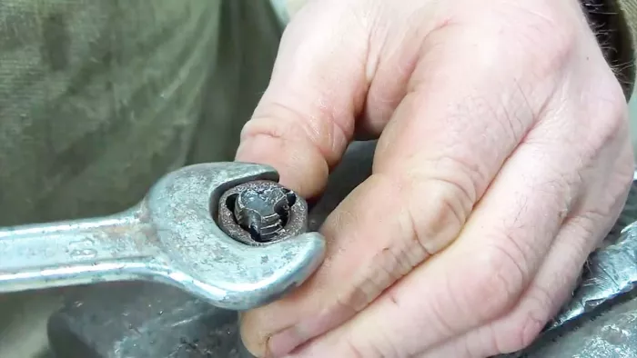 Приспособление для восстановления резьбы своими руками