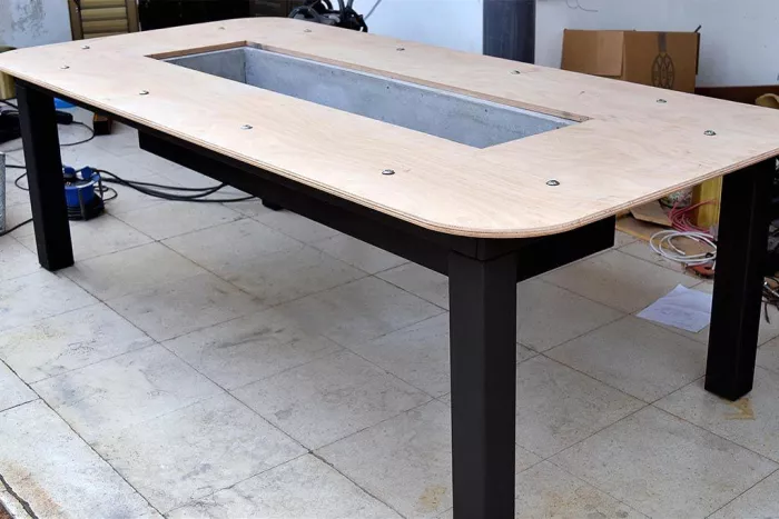 картинка d7035bde5b samodelnyj stol so vstroennym barbekju 5