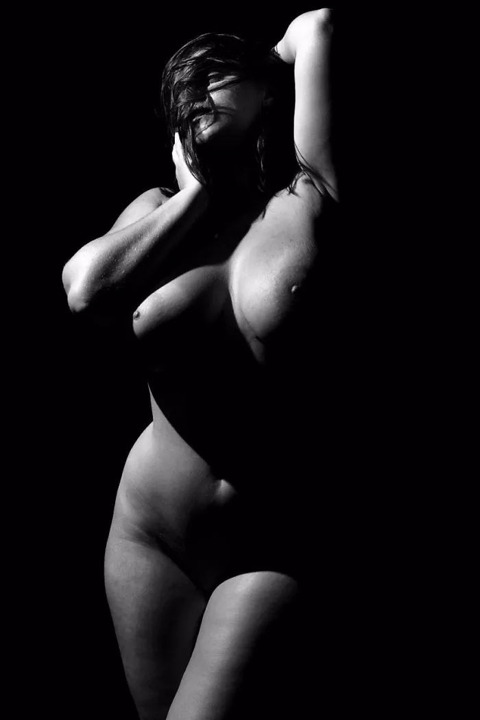 картинка e33deaaa93 golye polnye mamki 23