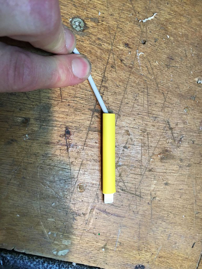 картинка 164a6fecc0 kak zaschitit shnur zarjadki 3