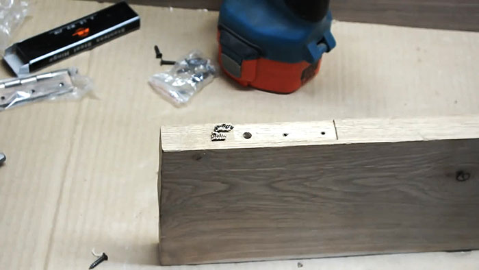 Простые удалить сорванные или сломанные саморезы просто, этого, обломка, нужно, необходимо, саморез, будет, новый, стержень, место, самореза, чепик, сделать, может, куска, стало, трубки, конец, вокруг, трубкиЗажимаем