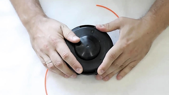 картинка 6f24d701ce kak zapravit lesku v kosilnuju golovku motokosy 15