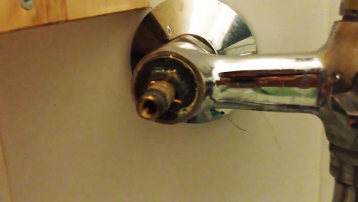 картинка 80f412348b kapaet vodoprovodnyj kran kak ustranit utechku vody 6