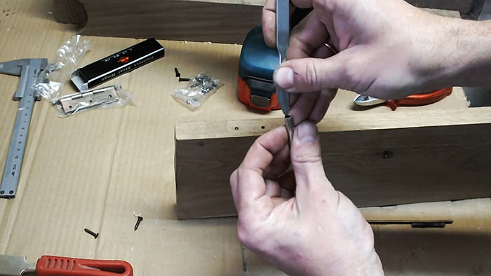 Простые удалить сорванные или сломанные саморезы просто, этого, обломка, нужно, необходимо, саморез, будет, новый, стержень, место, самореза, чепик, сделать, может, куска, стало, трубки, конец, вокруг, трубкиЗажимаем