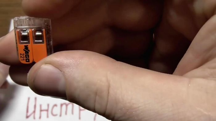 Всё о клеммах WAGO: предназначение, расшифровка маркировок и тонкости применения Всё о клеммах WAGO: предназначение, расшифровка маркировок и тонкости применения проводов, Серия, зажима, сечением, только, нагрузки, серии, провода, клеммника, является, зажимов, позволяют, предназначена, алюминиевых, гибких, электромонтажа, подключения, пастой, соединения, Зажимы