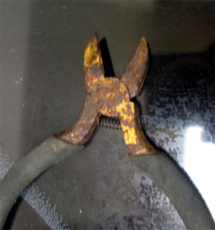 Как восстановить заржавевший инструмент