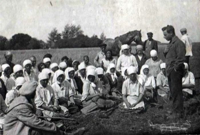 О коллективизации глазами американской разведки которые, хозяйства, колхоза, время, России, обычно, можно, женщины, хорошо, революции, чтобы, хозяйство, колхоз, может, каждой, крестьянин, посетили, весьма, области, которой