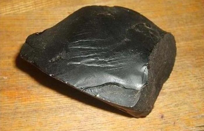 картинка 5634de20b5 pochemu sovetskie deti zhevali bitum fenomen 7080h godov 4