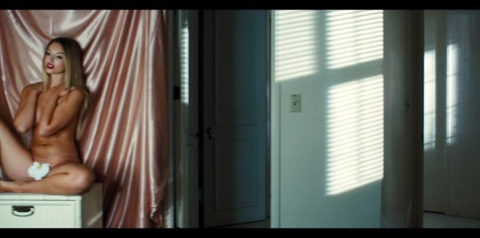 картинка 607d970615 sidni suini v otkrovennyj scenah v seriale jejforija 4