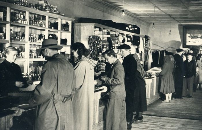 картинка 7e9d00d434 kak rabotal zolotoj nasos torgsina v golodnyj 1933 god 3