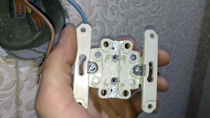 картинка cdc0644008 kak ustanovit rozetku esli ostalis korotkie provoda 5