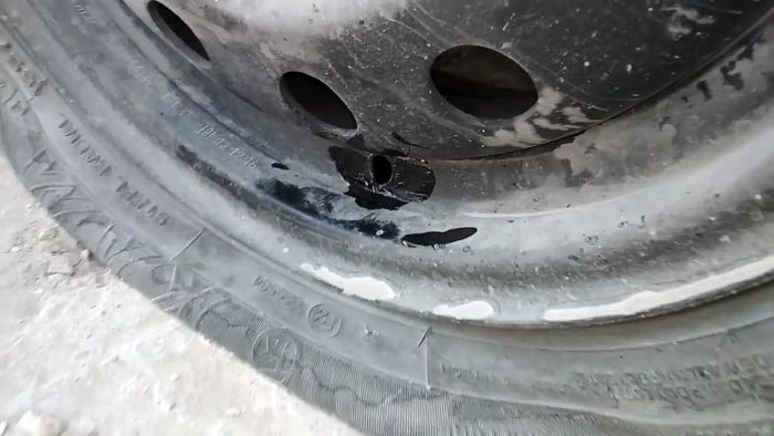 картинка d95dc502f8 zamena ventilja za 20 sekund bez snjatija kolesa 10