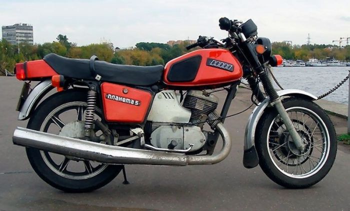 ТОП‑5 неубиваемых мотоциклов СССР, которые ценят и сейчас только, Советские, мотоцикл, мотоциклы, мотор, «Урал», часто, техника, «Восход‑3М», конструкции, выбирали, который, «Планета‑5», колёсах, надёжность, незаменимым, справляется, лёгкий, ММВЗ‑3112, «Минск»