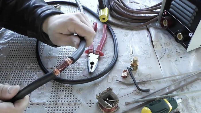 картинка 02d78ee964 prostoe soedinenie svarochnogo kabelja bez pajki 9