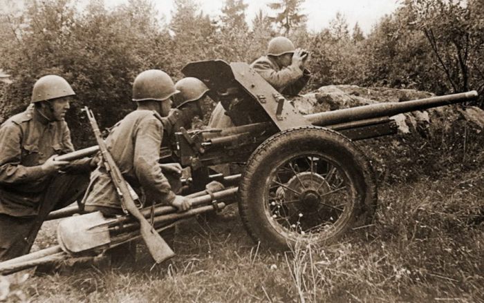 картинка 564e46725b kak nemeckij tank pz kpfw iii popal v sssr pravda vmesto mifov 5