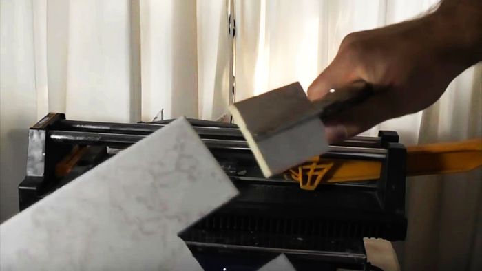 картинка bc2f3e8adb kak sdelat prjamougolnyj vyrez v keramicheskoj plitke 9