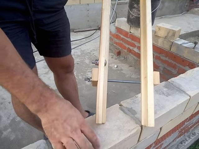 Приспособление для кладки кирпича своими руками планок, вертикальных, конструкции, приспособления, 11х25, горизонтальных, потребуется, помощью, кладку, чтобы, гвоздей, только, диаметром, 19х40, ммдвух, внутренней, кирпича, винты, кладке, гайками
