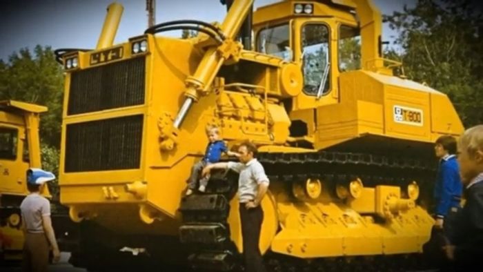 картинка 11fc60e4ca t800 gusenichnyj gigant pokorivshij surovyj relef 2