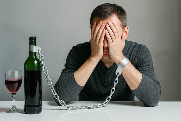 Почему «просто бросить» не работает: взгляд науки на зависимость